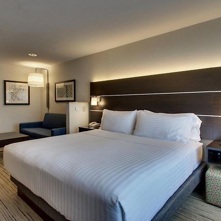 Holiday Inn Express Hotel&Suites Morris Exterior foto