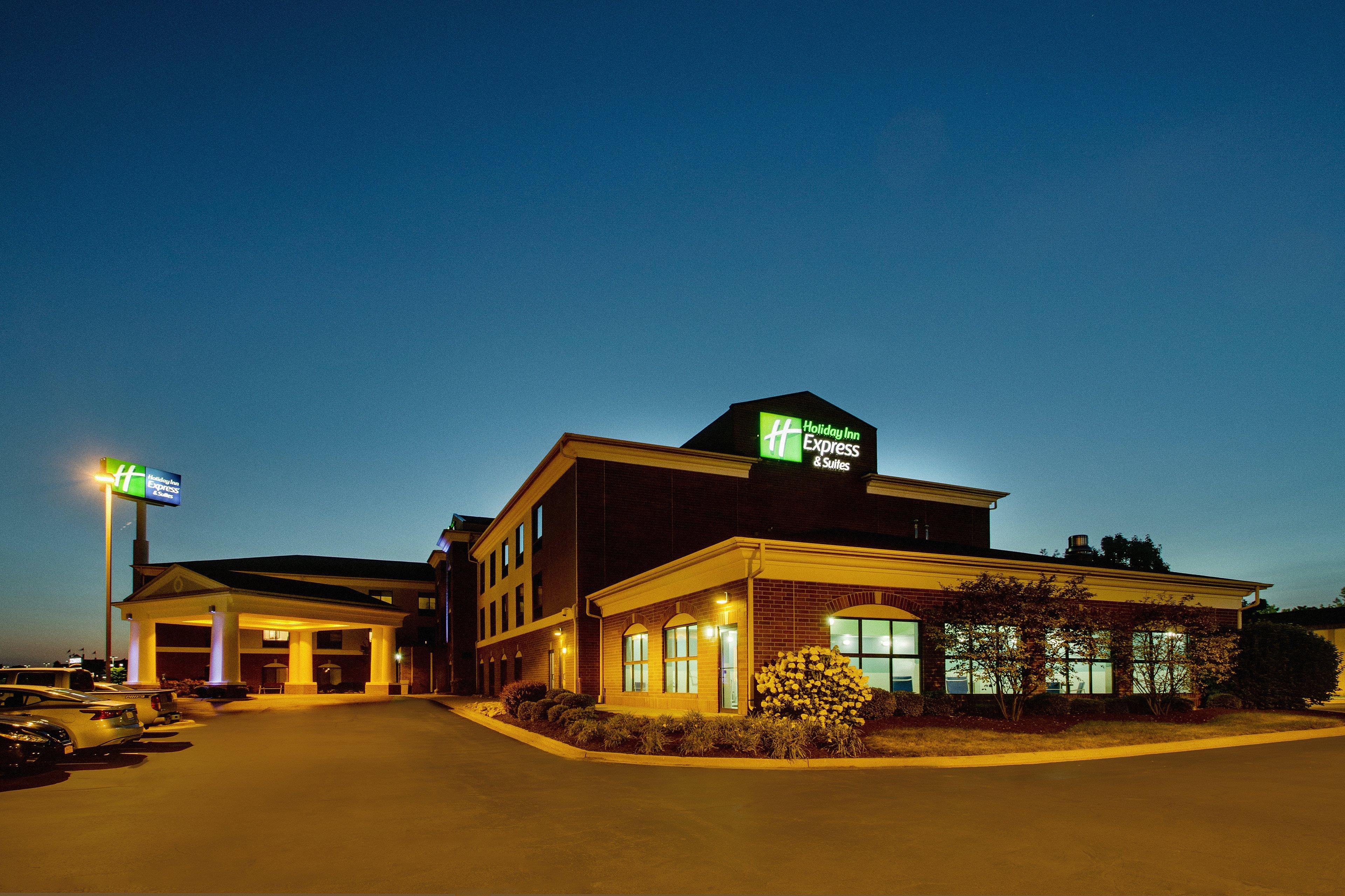 Holiday Inn Express Hotel&Suites Morris Exterior foto