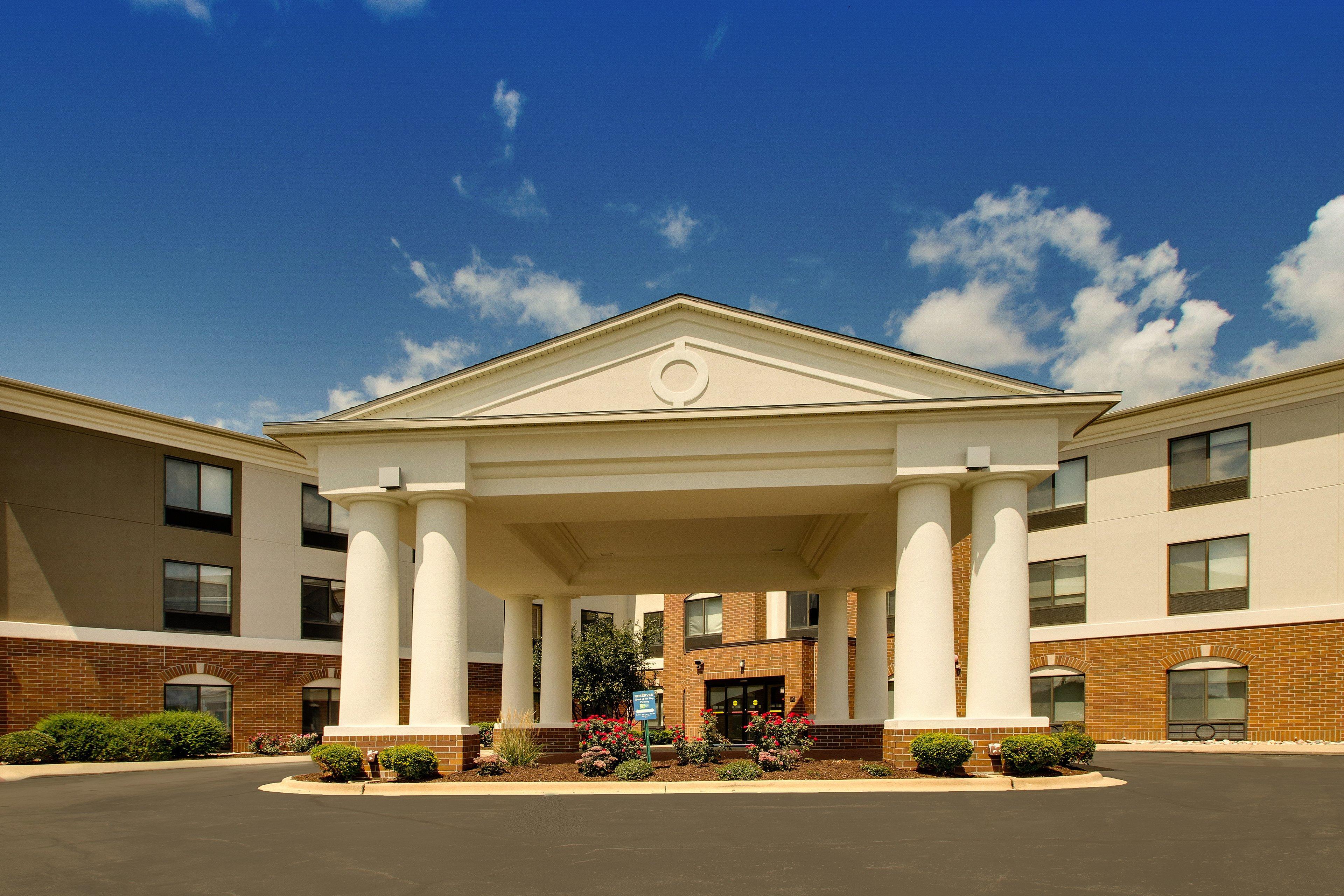 Holiday Inn Express Hotel&Suites Morris Exterior foto